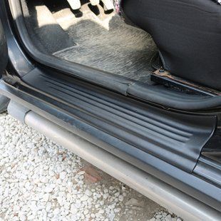 Накладки на дверні пороги EuroCap (4 шт, ABS) &mdash; Renault Sandero 2013-2022 рр. 72210612-010019-20010402 фото