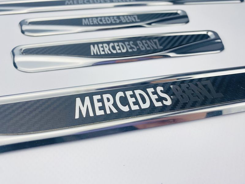Накладки на пороги Mercedes-Benz 4шт (Y-2 хром-карбон) (TAN24) 00-00011769 фото