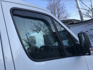 Дефлектори вікон (вітровики) Mercedes Sprinter 2006-2017/ VW Crafter 2D (вст 2шт) (HEKO) 31161 фото